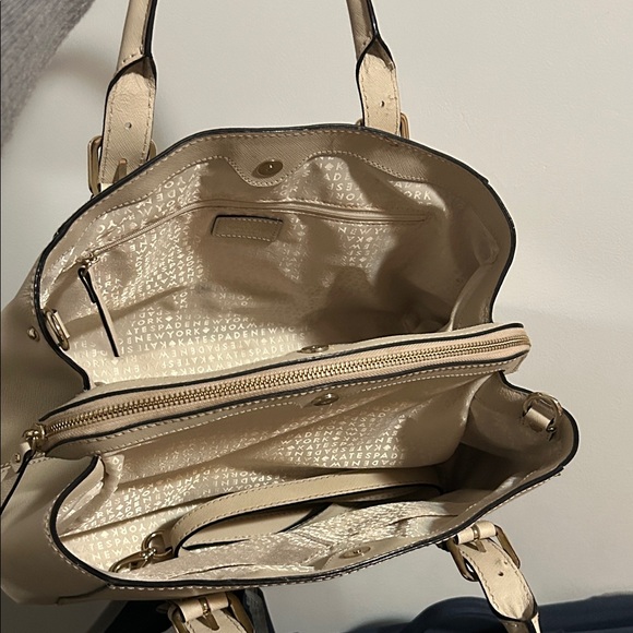 Kate Spade Bag - Picture 5 of 9